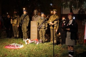 z654f4981e37d7_o_large