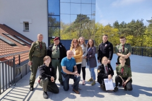 img20220508132634_burst000_cover